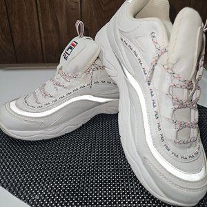 Fila Disruptor Sport Shoes For Women Size 10